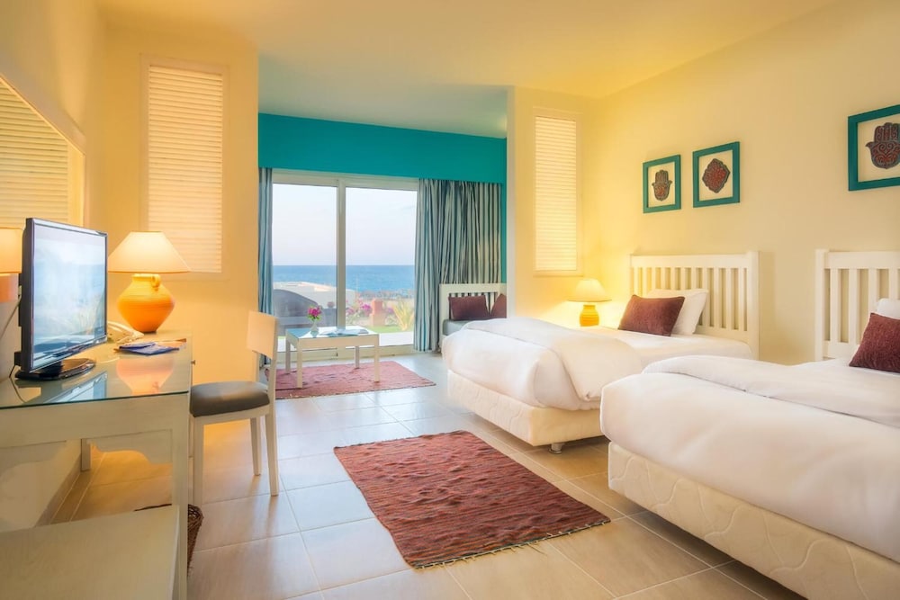 caesar bay resort