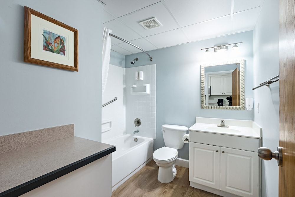 the atrium resort virginia beach by vacatia