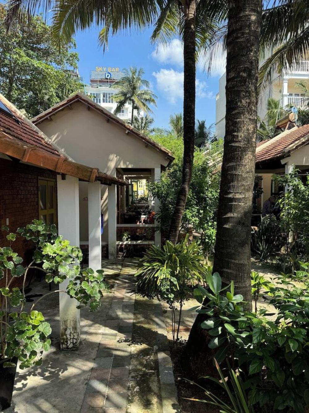 phu quoc kim bungalow on the beach