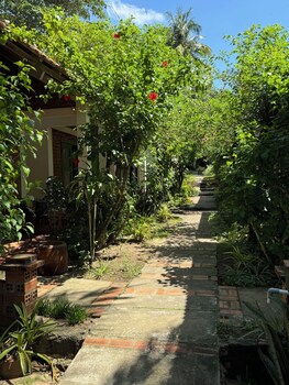 phu quoc kim bungalow on the beach