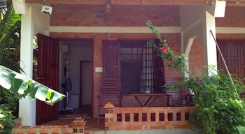 phu quoc kim bungalow on the beach