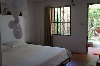 phu quoc kim bungalow on the beach