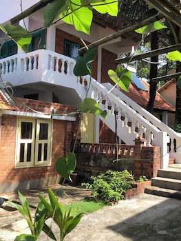 phu quoc kim bungalow on the beach