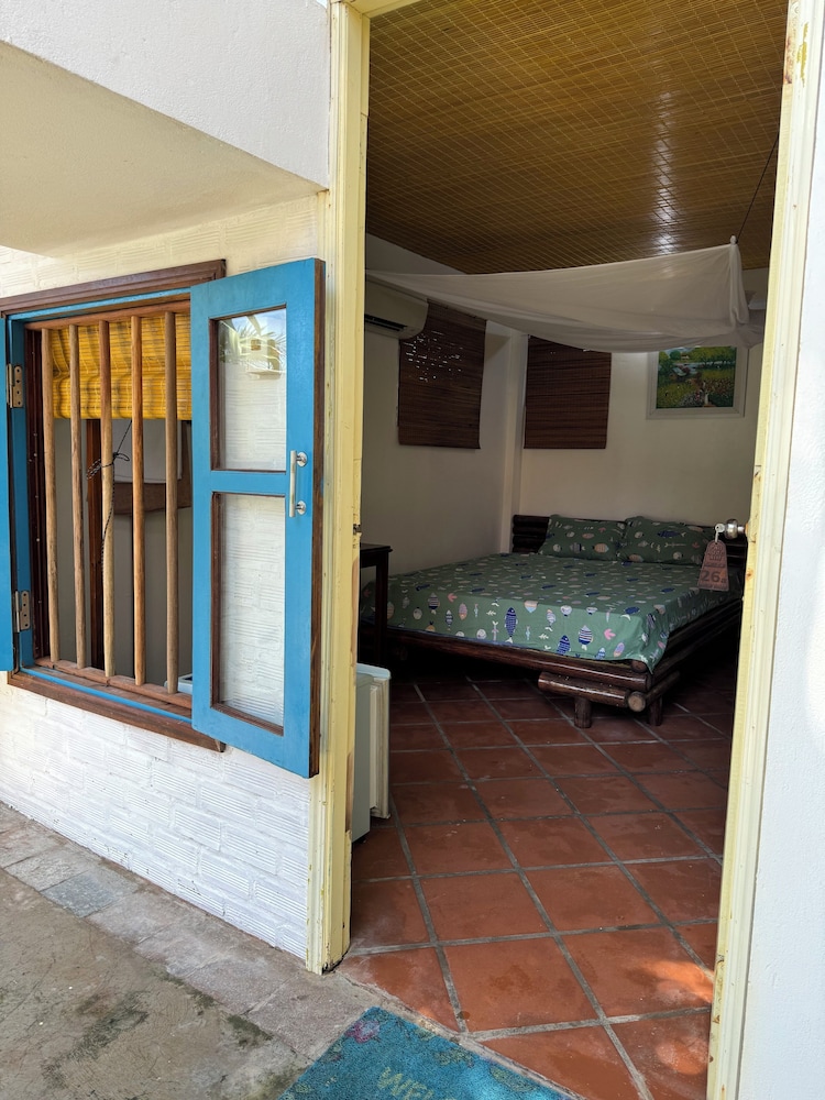 phu quoc kim bungalow on the beach