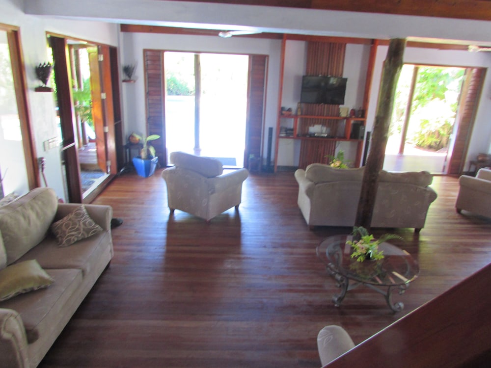 devos the private residence