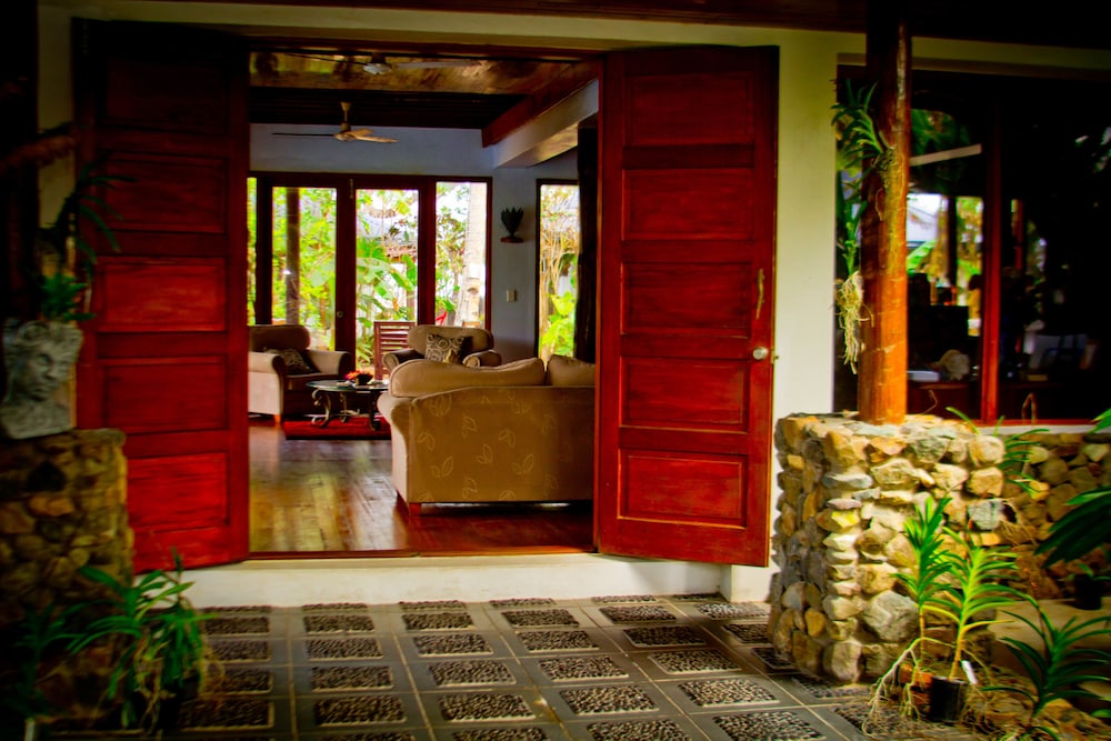 devos the private residence