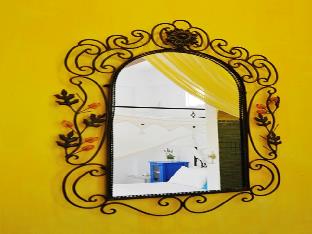 greek frontier villa