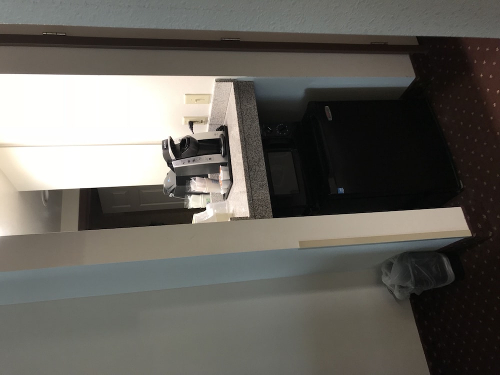 holiday inn express syracuse fairgrounds by ihg