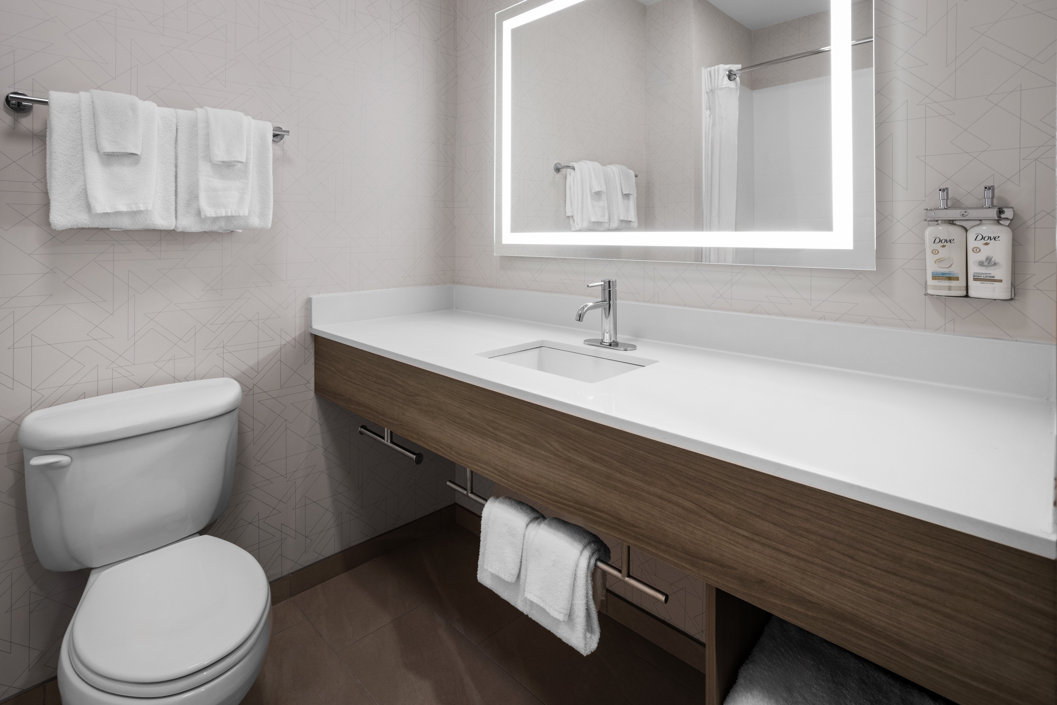 holiday inn express syracuse fairgrounds by ihg