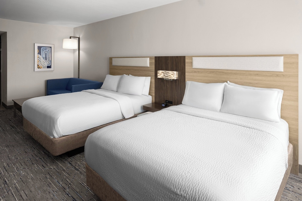 holiday inn express syracuse fairgrounds by ihg