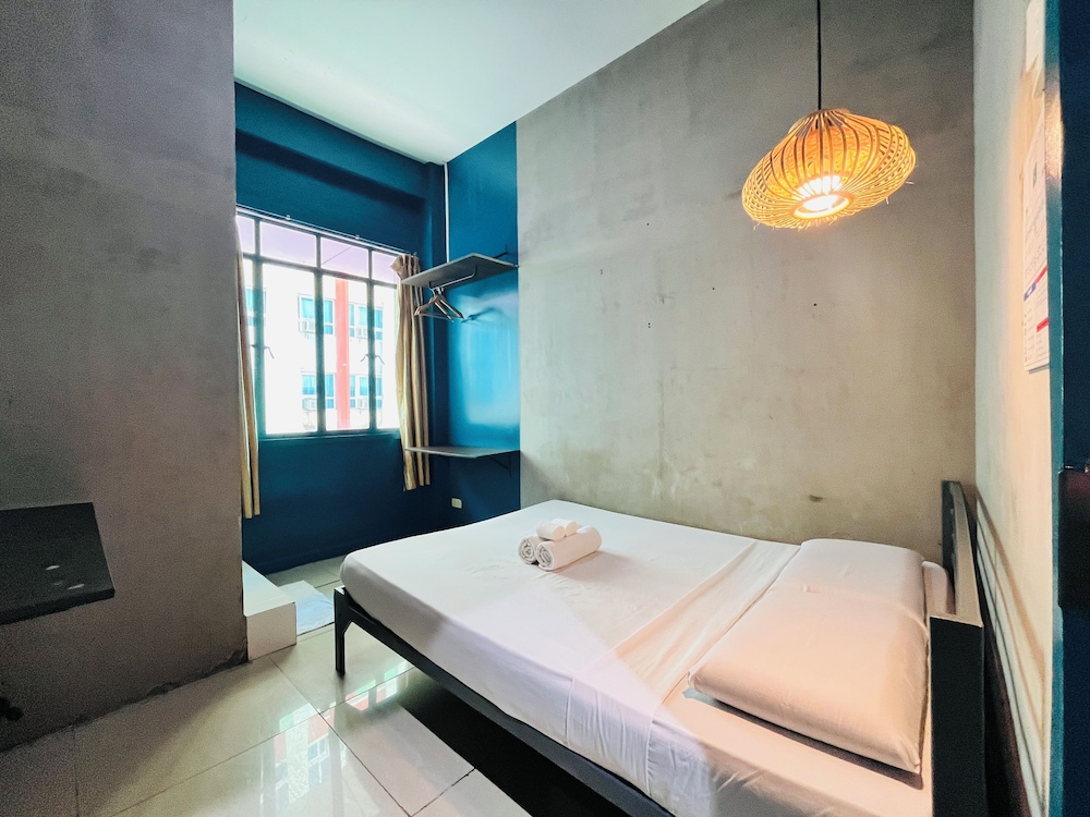 the daylight inn davao