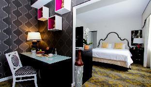 the churchill hotel near embassy row