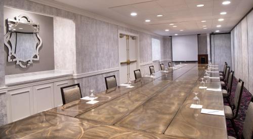 the churchill hotel near embassy row