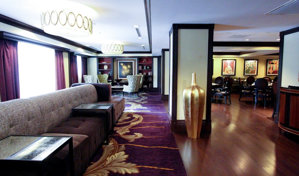 the churchill hotel near embassy row