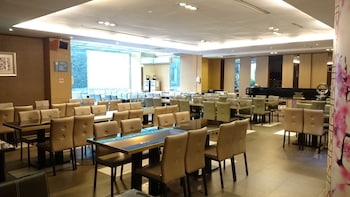 e sun villa hotel and resort