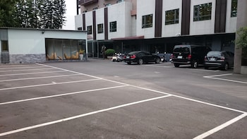 e sun villa hotel and resort