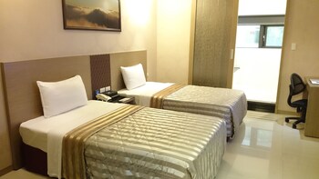 e sun villa hotel and resort
