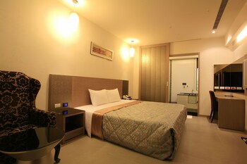 e sun villa hotel and resort