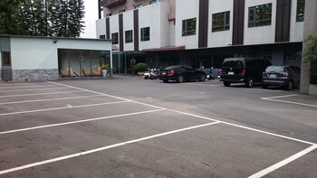 e sun villa hotel and resort