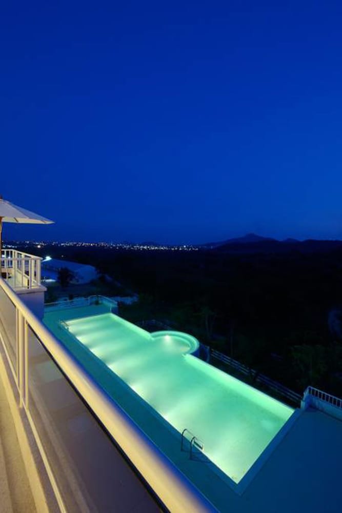 the peak residence