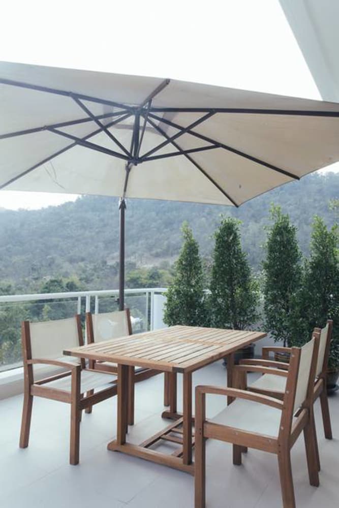 the peak residence