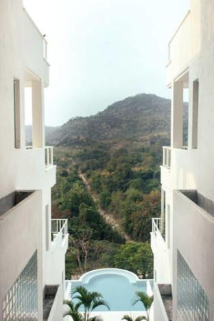 the peak residence