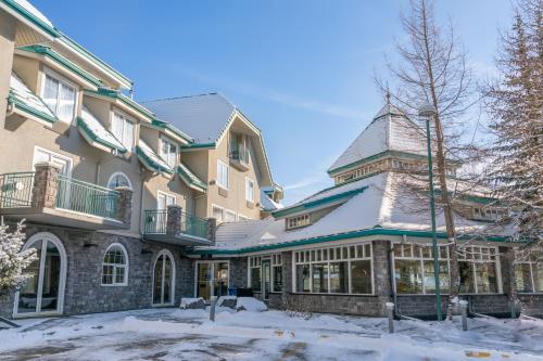 pocaterra inn and waterslide
