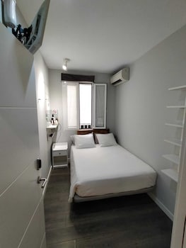 diezmadrid hostal
