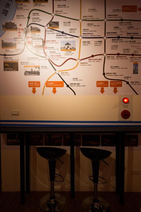 sleepbox hotel ximen