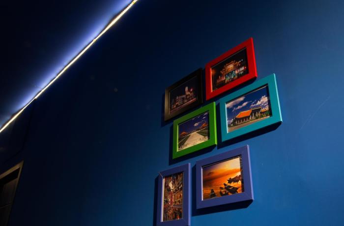 sleepbox hotel ximen