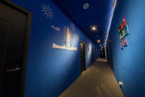 sleepbox hotel ximen