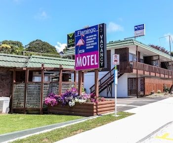 flamingo motel