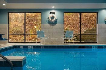 Holiday Inn Express Hotel & Suites West Chester By Ihg,Chester>>Birmingham Township,3 star