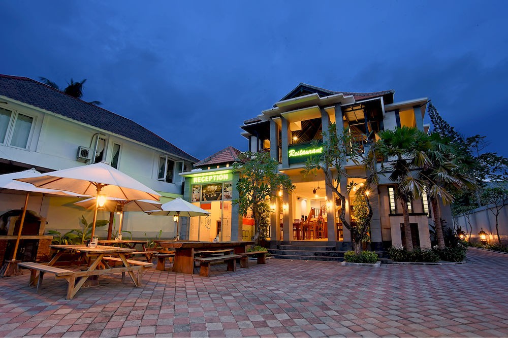 kubal villa and living seminyak