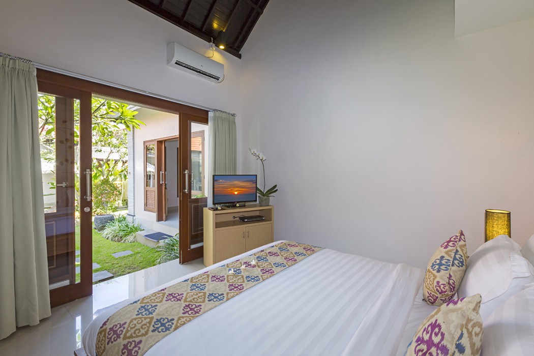 kubal villa and living seminyak