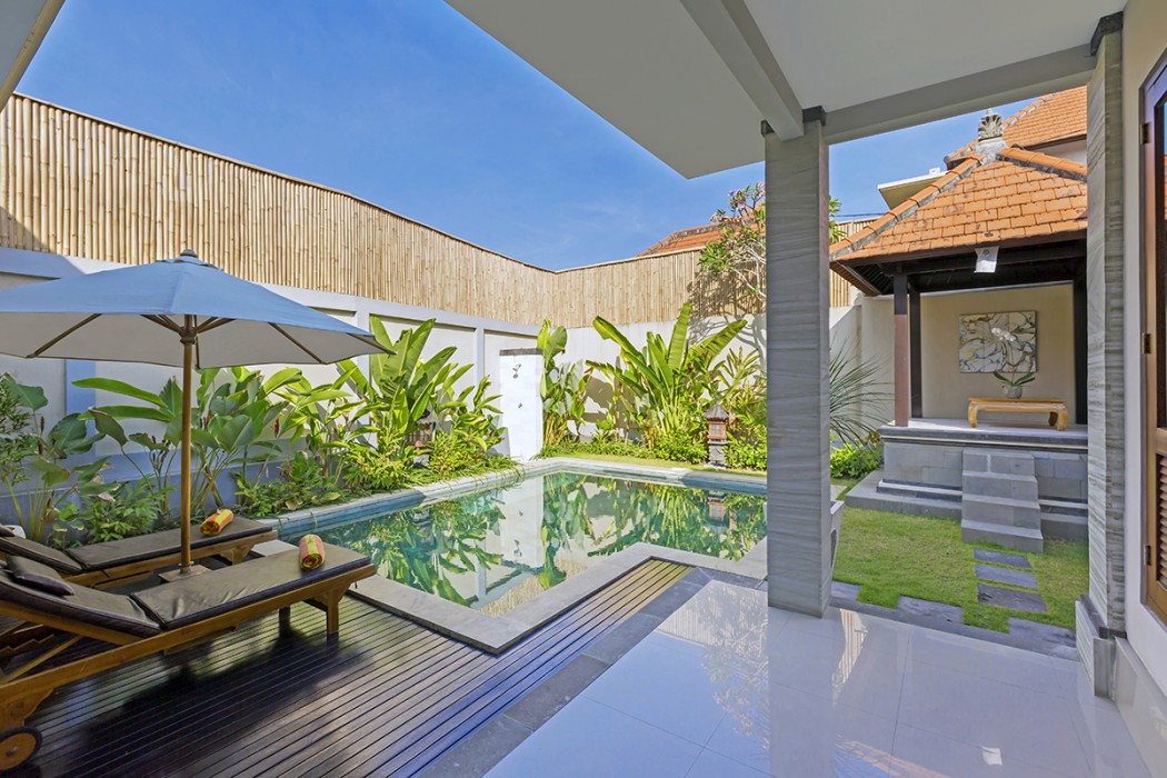 kubal villa and living seminyak