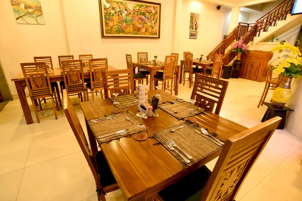 kubal villa and living seminyak