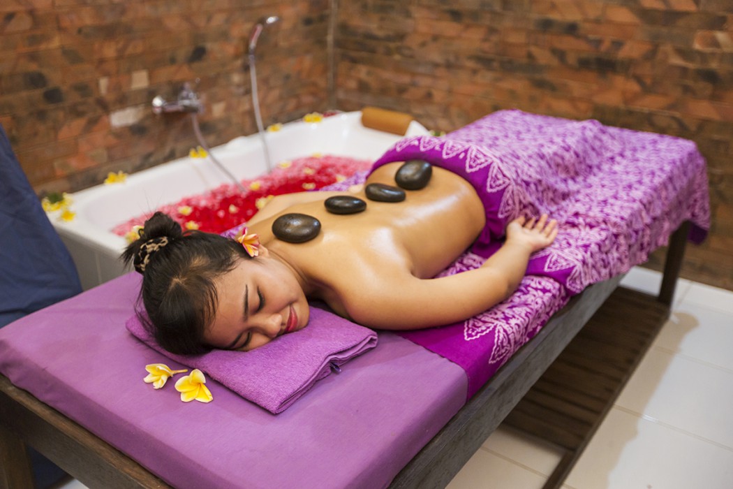 kubal villa and living seminyak