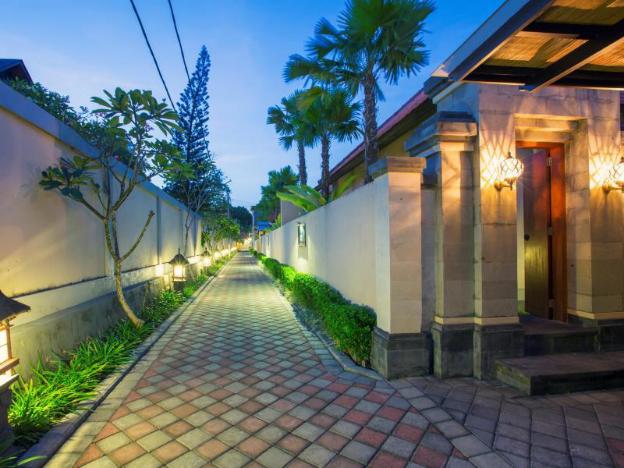 kubal villa and living seminyak