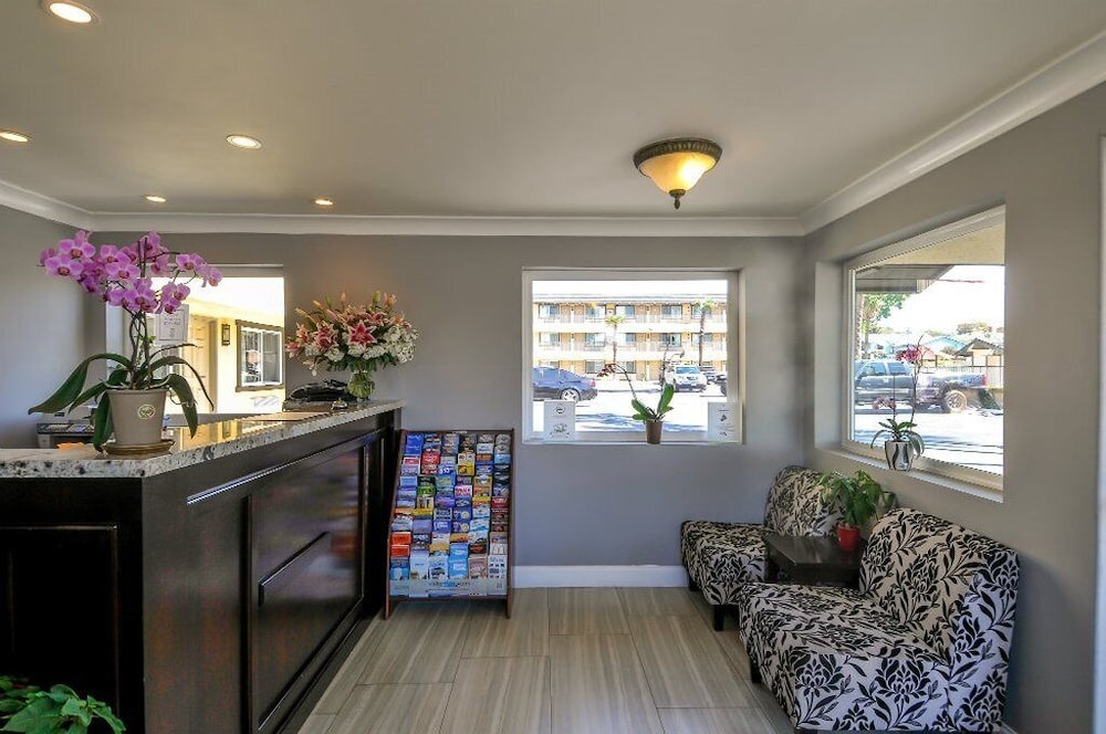 vagabond inn whittier