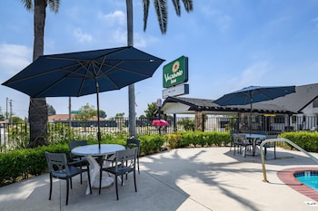 vagabond inn whittier