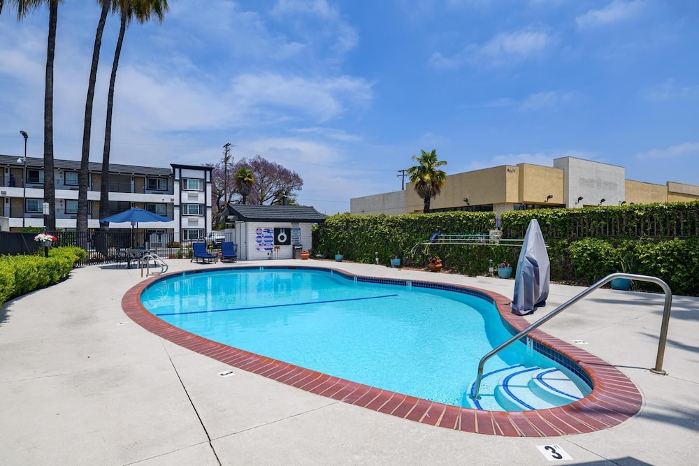 vagabond inn whittier