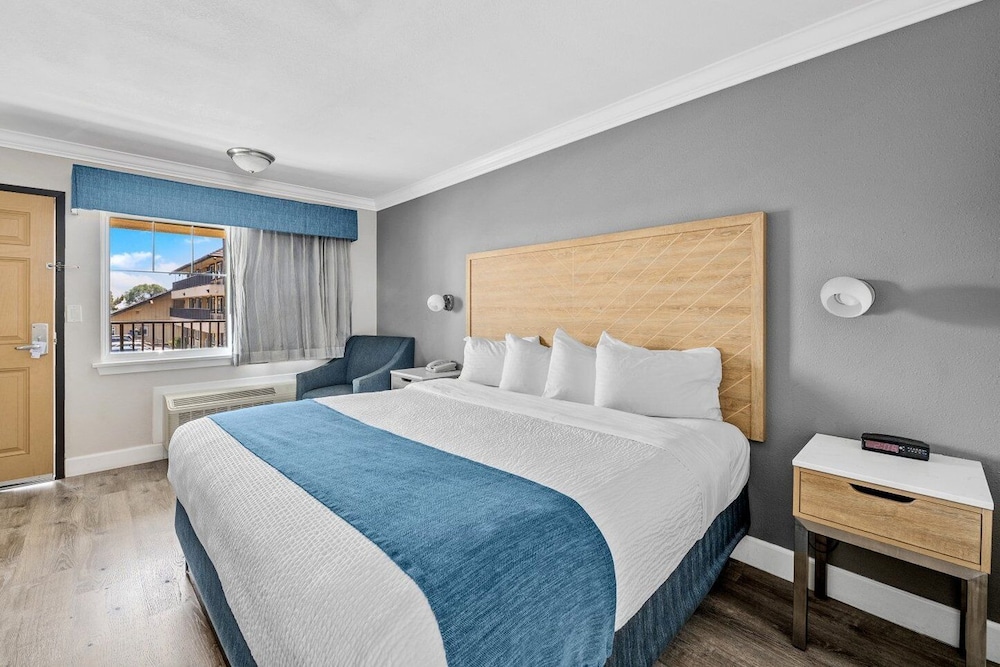 vagabond inn whittier