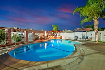 Traveler's Inn,Sacramento>>Colusa,2 star