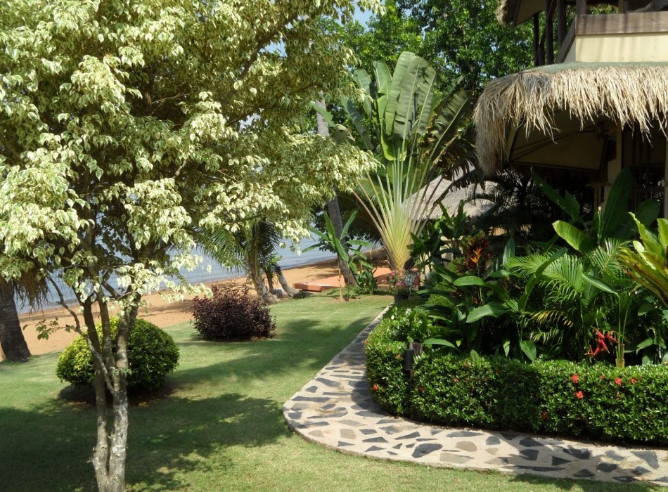 amber sands beach resort