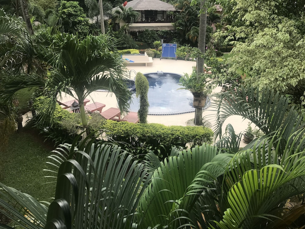 amber sands beach resort