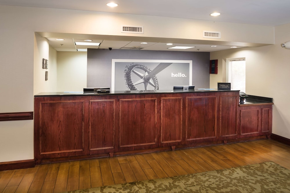 hampton inn and suites wilson i 95