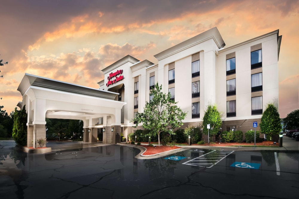 hampton inn and suites wilson i 95