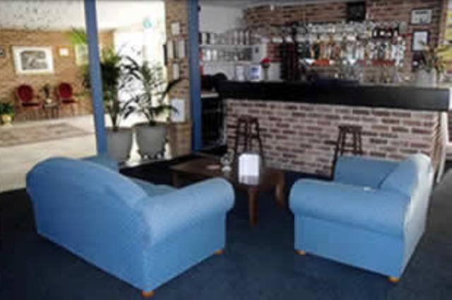 lake haven motor inn and palms restaurant