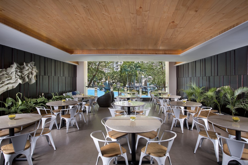 ascott waterplace surabaya